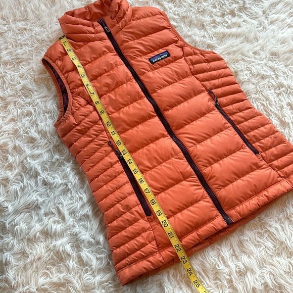 Patagonia orange lightweight down sweater vest womens XS - Picture 4 of 10